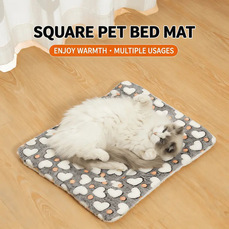 Flannel Pet Sleeping Bed - Thick Plush with Soft Padding, Stain-Resistant and Machine Washable, Available in Two Sizes (69x52 cm, 89x68 cm) for Dogs and Cats